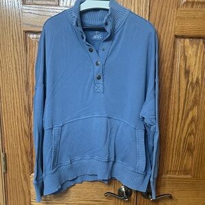 EUC❗️Aerie Women's Blue Button-Up Cowl Neck Pullover Sweatshirt